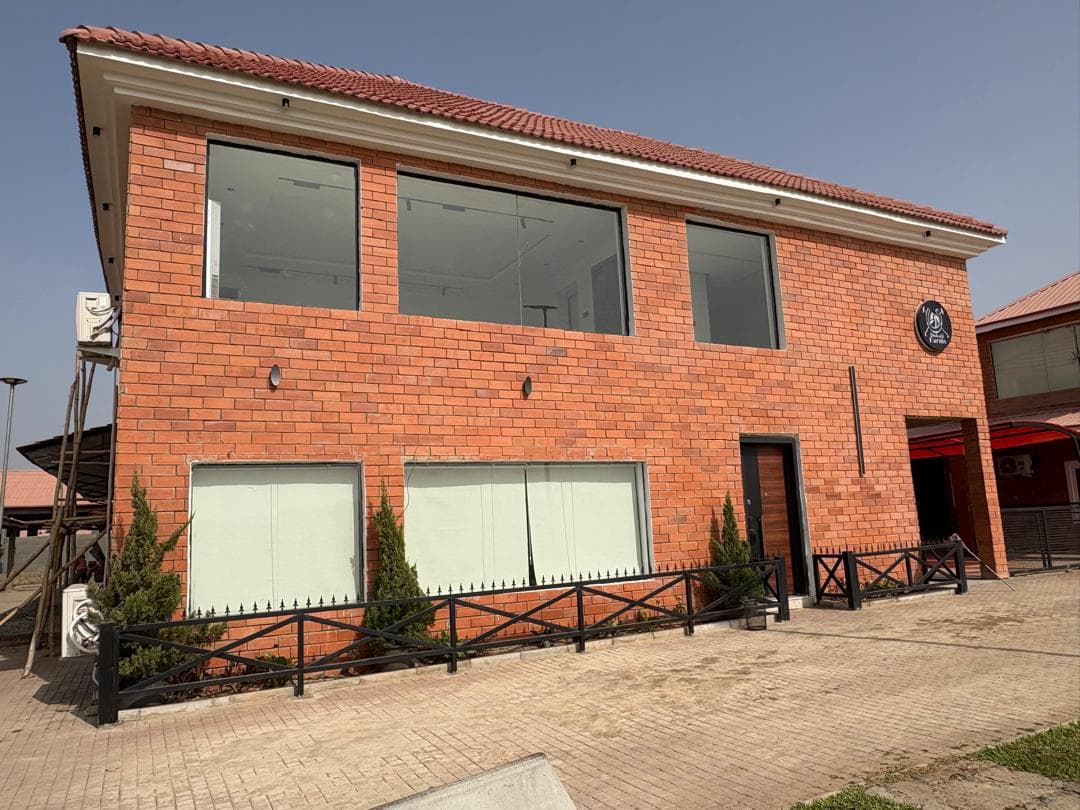 Guards Polo outside view render